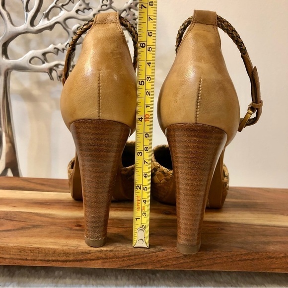 J Vincent Woven Leather Platform Heels - Picture 9 of 12